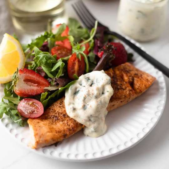 Creamy Salmon Garlic Aioli