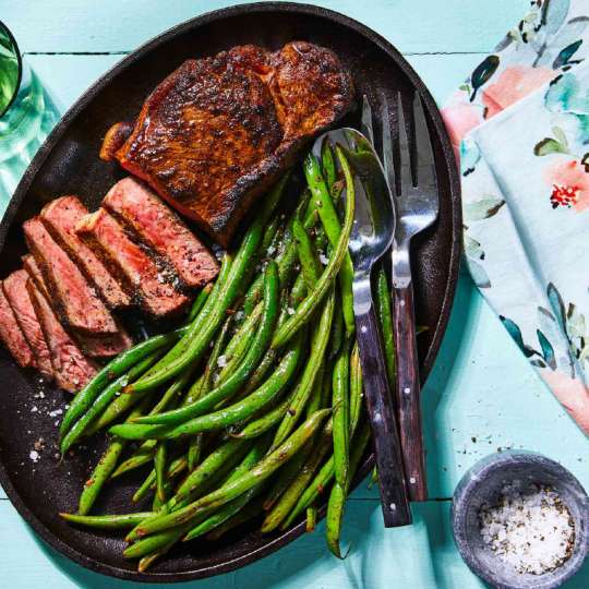 Steak in Red Wine Sauce