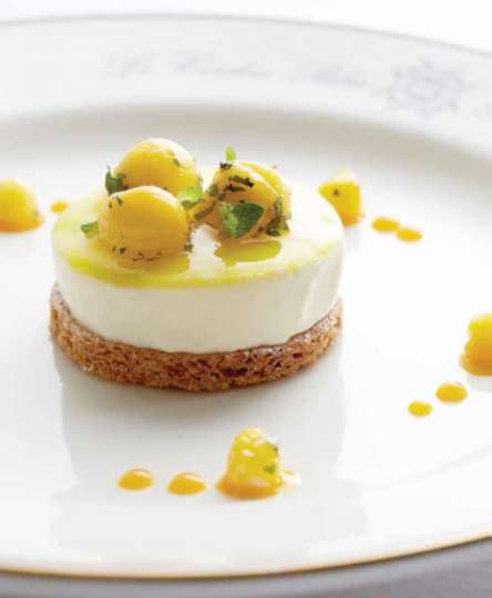 Chilled Passion Fruit Cheesecake on Scottish Shortbread with Fresh Mango